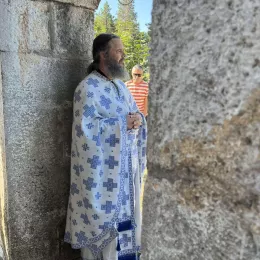 Петровдан прослављен у древној светињи у Никшићу