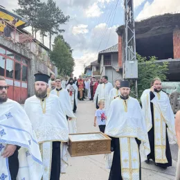 Петровданска Литија у Бијелом Пољу: Литија у граду Мирослављевог јеванђеља окупила велики број вјерника