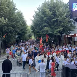 Петровданска Литија у Бијелом Пољу: Литија у граду Мирослављевог јеванђеља окупила велики број вјерника