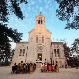 Представљена књига „Укрштене речи“ Цанета Партибрејкерса