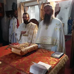 Литургија у манастиру Ђурђеви Ступови