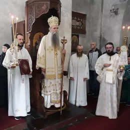 Литургија у манастиру Ђурђеви Ступови