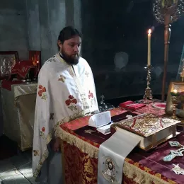 Литургија у манастиру Ђурђеви Ступови