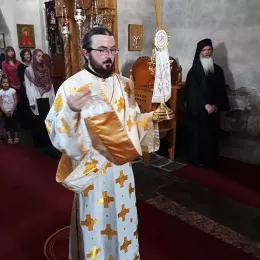 Владика Јоаникије служио Литургију у манастиру Ђурђеви Ступови