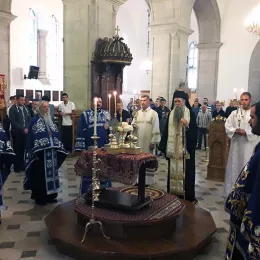 Празнично бденије у никшићком Саборном храму