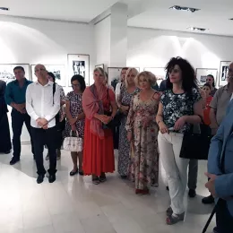 Изложба „Свети царствени мученици“ у Беранама