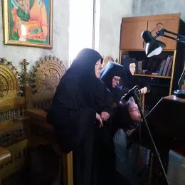 Епископ Јоаникије служио Литургију у манастиру Ђурђеви Ступови