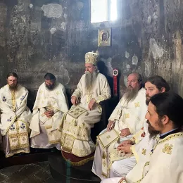 Литургијско сабрање у манастиру Ђурђеви Ступови