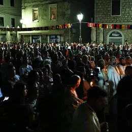 Празнично вечерње и свечана литија у Требињу
