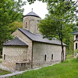 Ускоци и Дробњаци пружили подршку СПЦ