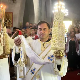 Владика Јоаникије у Ђурђевим Ступовима