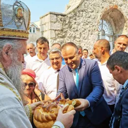 У Херцег Новом прослављена градска слава и отворен “Трг од ћирилице”