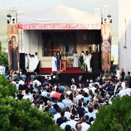 Патријарх Порфирије: Ходајмо траговима Господњим које је на духовну мапу нашег народа уцртао Свети Сава