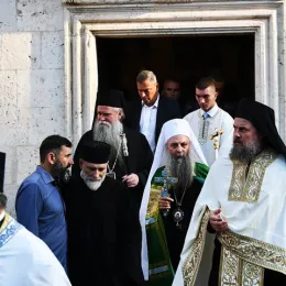 Патријарх Порфирије: Ходајмо траговима Господњим које је на духовну мапу нашег народа уцртао Свети Сава