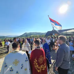 У Полици код Берана освештан Часни крст