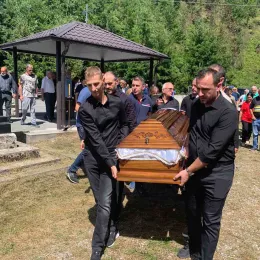 У Ђапановом Гробу код Бијелог Поља сахрањен пјесник Ранко Радовић