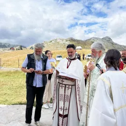 Архијерејска Литургија и Илиндански црквено-народни сабор на Лукавици