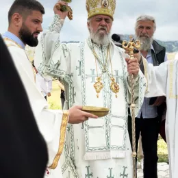 Архијерејска Литургија и Илиндански црквено-народни сабор на Лукавици