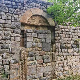 Епископ Методије служио Литургију на остацима цркве Шћепанице на Шћепан Пољу