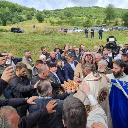 Епископ Методије богослужио у Горњем Заостру