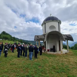 Епископ Методије богослужио у Горњем Заостру
