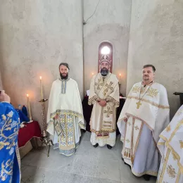 Епископ Методије богослужио у Горњем Заостру