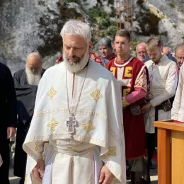 Прослављен Свети великомученик Пантелејмон, слава манастира Самограда