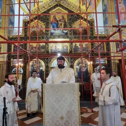 Епископи Методије и Кирило богослужили у храму Преображења Господњег у Загребу