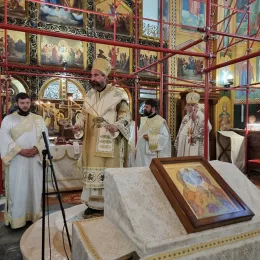 Епископи Методије и Кирило богослужили у храму Преображења Господњег у Загребу