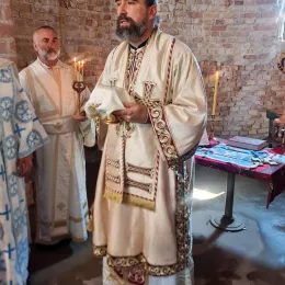 Полагање ризе Пресвете Богородице, храмовна слава цркве у изградњи у Кошутићима