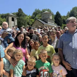 Ивањдан молитвено прослављен у Црнчи, богослужио Епископ Методије