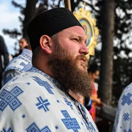 Икона Пресвете Богородице Тројеручице свечано дочекана у Саборном храму у Никшићу