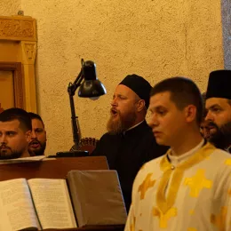 Његова Светост Патријарх српски Г. Порфирије свечано дочекан у манастиру Ђурђеви Ступови