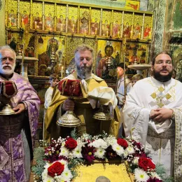 Литургијом у цркви Светог Николаја у Бијелом Пољу началствовао О. Предраг Поповић