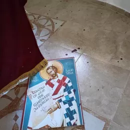 Оскрнављен храм Св. Великомученика Георгија у Брђанима