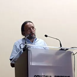 Симпозијум критике посвећен дјелу Милутина Мићовића одржан у Плужинама