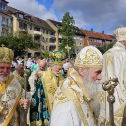 Патријарх Порфирије освештао храм у Хамбургу