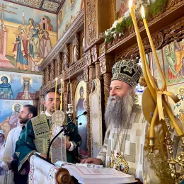 Патријарх Порфирије освештао храм у Хамбургу