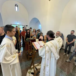 Епископ Методије освештао цркву Успења Пресвете Богородице у Ивању