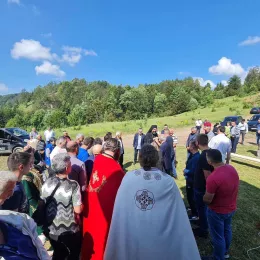 Видовданско молитвено сабрање не Буковој Пољани, богослужио Владика Методије