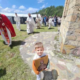 Видовданско молитвено сабрање не Буковој Пољани, богослужио Владика Методије
