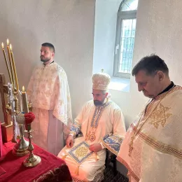 Епископ Методије на Спасовдан богослужио у храму Вазнесења Господњег у селу Краље