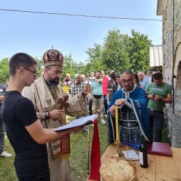 Тројчиндан молитвено прослављен у Заграду код Берана