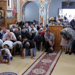 ОСВЕШТАН ХРАМ СВЕТОГ ОЦА ВАРНАВЕ НА ВРАЊЕШУ У ИСТОЧНОМ НОВОМ САРАЈЕВУ