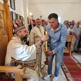 Епископ Методије служио Литургију, у храму Вазнесења Господњег, у селу Коњухе код Андријевице