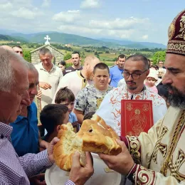 Епископ Методије богослужио у селу Полица код Берана