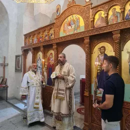 Литургијско сабрање у храну Свете Тројице у мјесту Виницка код Берана