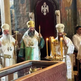 Високи Дечани