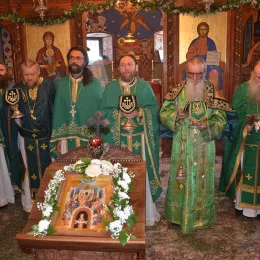 Тројичиндан саборно и молитвено прослављен у Острогу