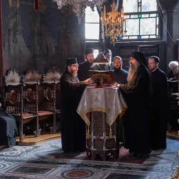 Новоизабрани Епископ моравички г. Тихон у Хиландару за Спасовдан